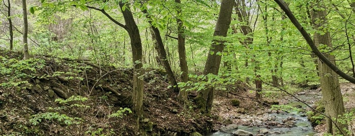 Rám-szakadék is one of Hungary.