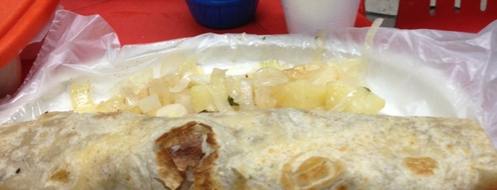 Tacos El Guero Baynas is one of Posti che sono piaciuti a Ramón.