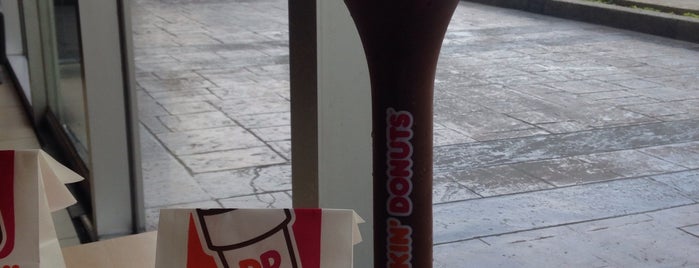 Dunkin' is one of Lugares favoritos de Bang.