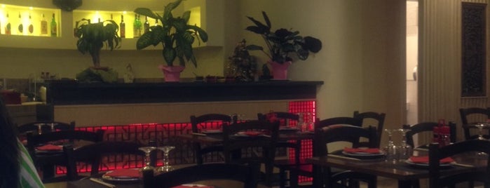 ristorante cinese is one of Tempat yang Disukai Lucy.