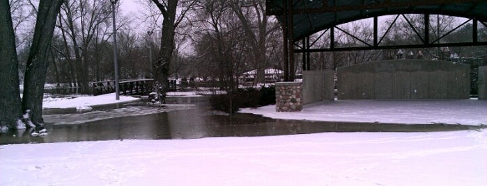 Hemlock Park is one of Big Rapids.