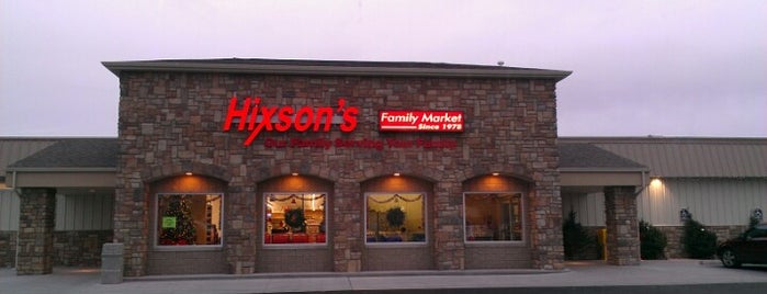 Hixson’s Family Market is one of Locais curtidos por James.