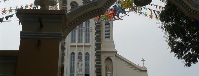 Huyện Sỹ Church is one of Posti che sono piaciuti a Pawel.