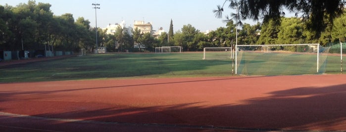 Δημοτικό Γήπεδο Πεύκης is one of Lugares guardados de Panos.