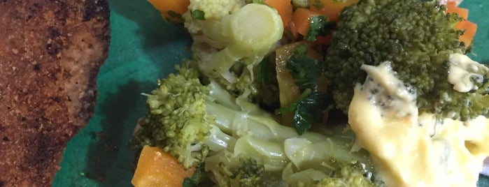 Nat Salud - Comidas Vegetarianas is one of tour gastronómico rubiko 2015.