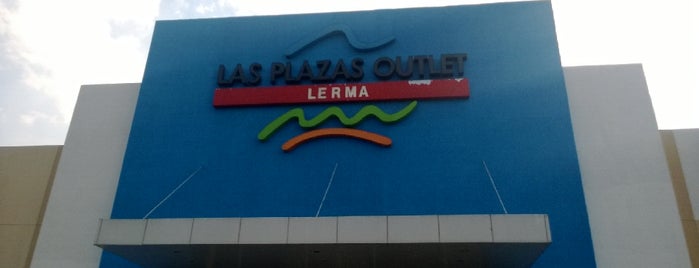 Walmart is one of Lugares favoritos de Luis.