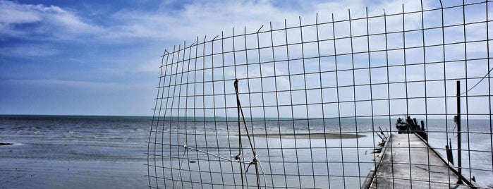 Laut Tanjung Sepat is one of tanking sepat.