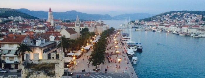 Trogir is one of Adrianさんのお気に入りスポット.