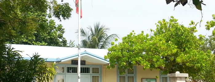 Sectriate Of Himandhoo Council is one of Places of Himandhoo.