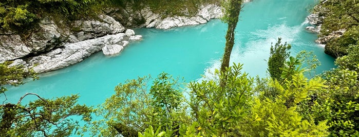 Hokitika Gorge is one of NZ2.