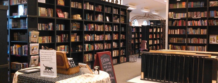 Sandman Books is one of Matlacha.