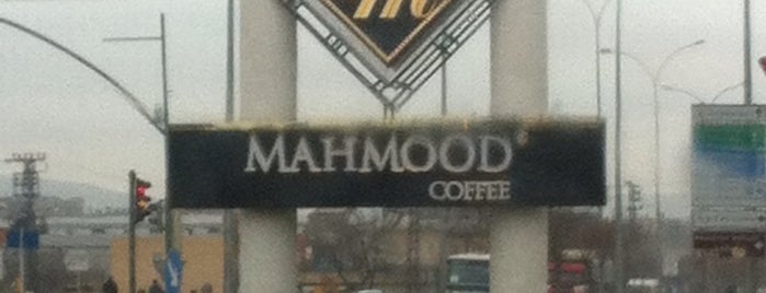 Mahmood Coffee Kavşağı is one of Lieux qui ont plu à Sinan.