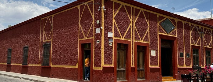 Casa Museo José Alfredo Jiménez is one of Guanajuato.