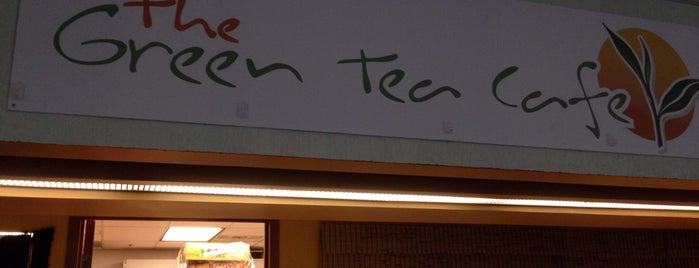 Green Tea Cafe is one of สถานที่ที่บันทึกไว้ของ Jonathan.