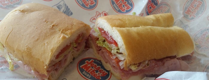 Jersey Mike's Subs is one of Caroline 🍀💫🦄💫🍀さんのお気に入りスポット.