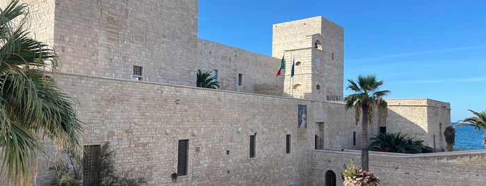 Castello Trani is one of Bari-Puglia.