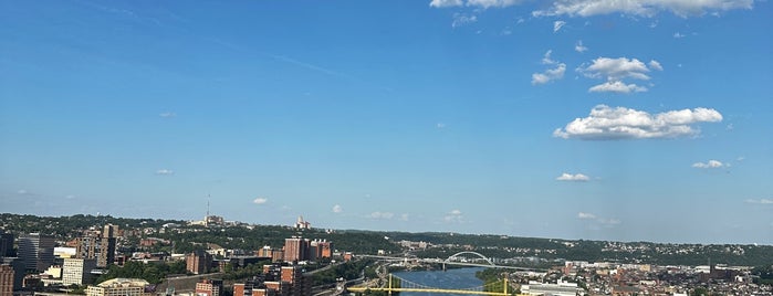 Mount Washington is one of Pittsburgh Stops.