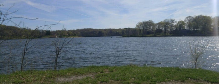 Lake MacBride State Park is one of Iowa: State and National Parks.