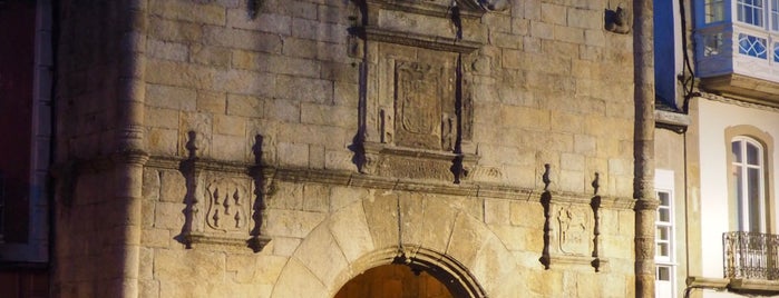 Porta de Carlos V is one of Costa Norte de Galicia.