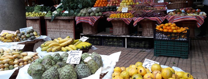 Mercado dos Lavradores is one of Lieux qui ont plu à João.