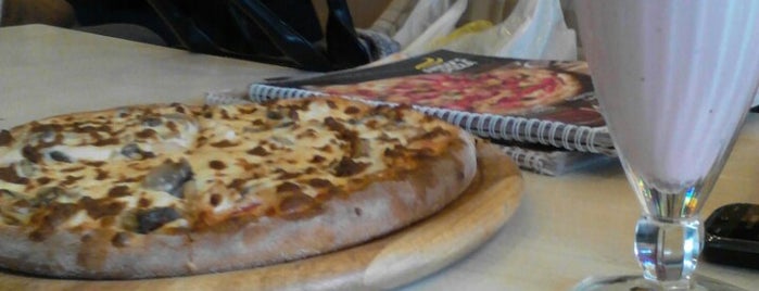 Andy's Pizza is one of Locais curtidos por Oxana.