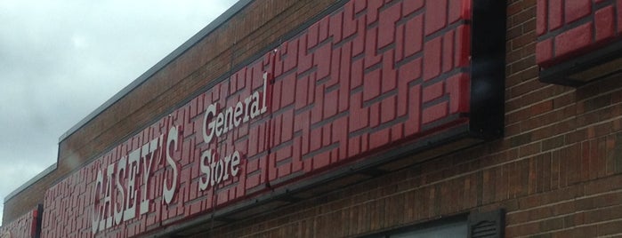 Casey's General Store is one of Brandi'nin Beğendiği Mekanlar.