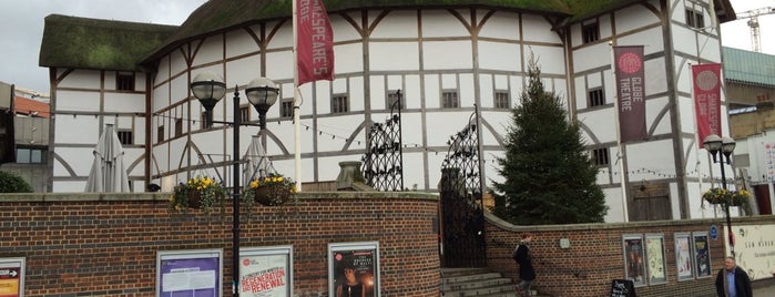 Shakespeare's Globe Theatre is one of Linnea in London.
