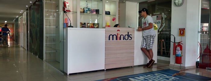 Minds English School is one of Lugares principais.