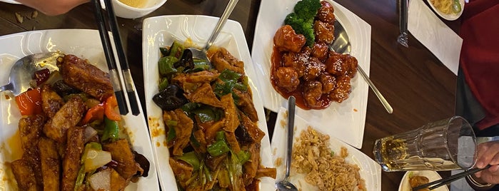 Taste of North China is one of Lugares guardados de John.