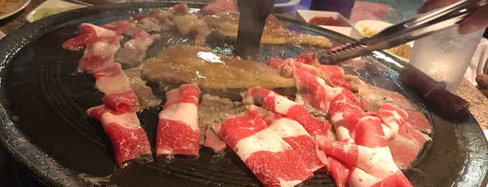 Bull Pan  AYCE Korean BBQ and Sushi is one of Santa Clarita.