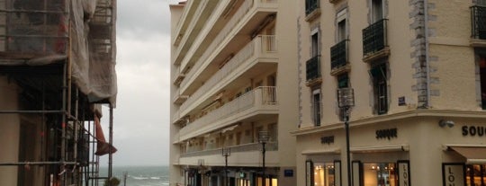 Place Georges Clemenceau is one of MiAe Biarritz.