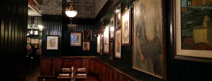 Flatiron Hall Restaurant and Beer Cellar is one of Eat/Drink.