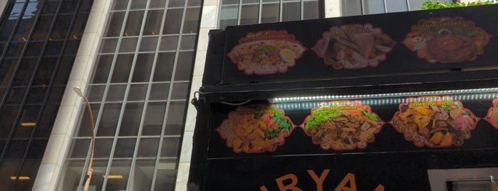 Biryani Cart is one of Staff Favorite Street Food in NYC.