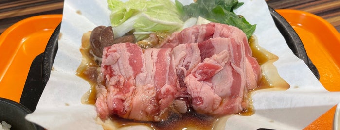 Ikinari Steak is one of Orte, die 高井 gefallen.