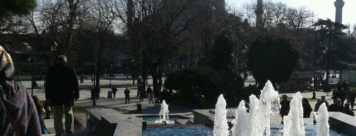 Plaza del Sultán Ahmet is one of 52 Places You Should Definitely Visit in İstanbul.