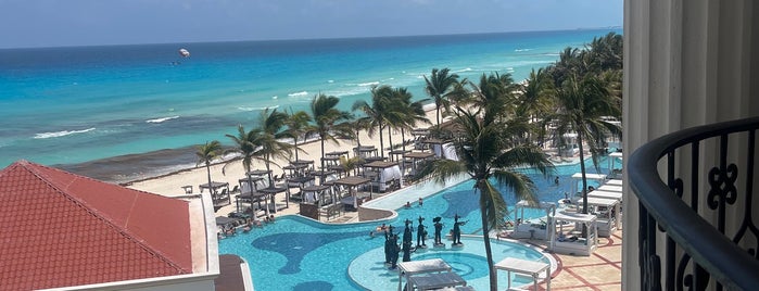 Hyatt Zilara Cancun is one of Cancún Top 10 (Expensive Hoteles).
