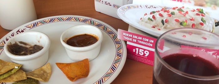 El Portón is one of Restaurantes.