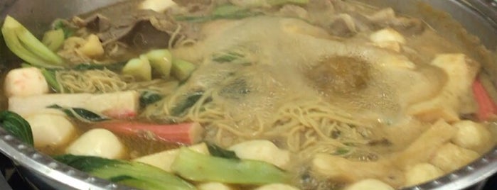 Lau Chan Shabu Shabu & Fast Foods is one of Kimmieさんの保存済みスポット.