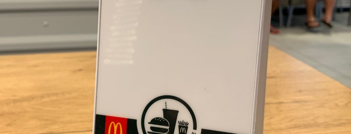McDonald's is one of Gayla : понравившиеся места.