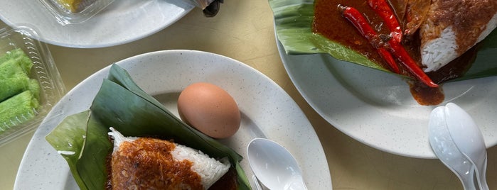 Hai Peng Kopitiam is one of FoodVel Kemaman’s Food Spots.