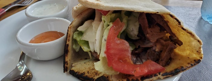 Amed Estambul is one of Top 10 Shawarma in Buenos Aires.