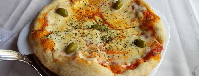 Lamarca is one of Top 12 Buenos Aires Pizzerias.