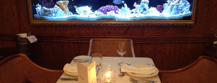 Restaurante Aquarium Kennedy is one of Food & Fun - Santiago de Chile.
