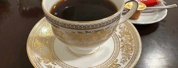 Zehn Coffee is one of 俺たちの上野御徒町&秋葉原🐼.