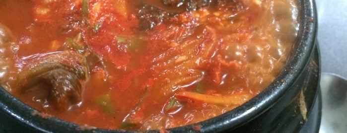 Myung Ga is one of comida.