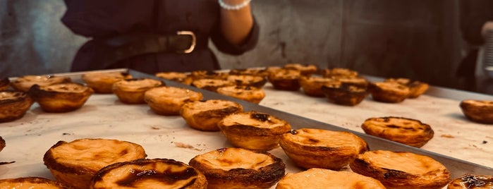 Castro – Atelier de Pastéis de Nata is one of The 15 Best Places for Tarts in Lisbon.