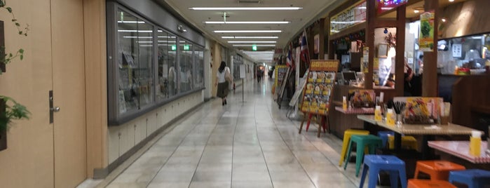 銀座ファイブ is one of shopping centres.