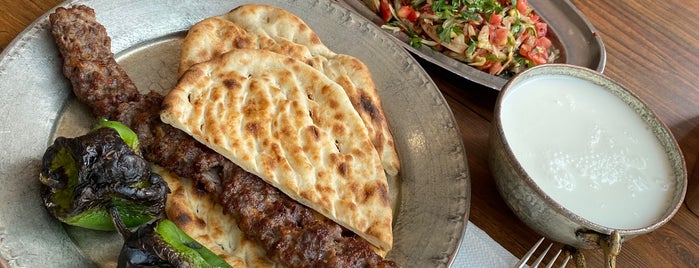 Öz Çakı Kebab Salonu is one of aç ayı oynamaz.