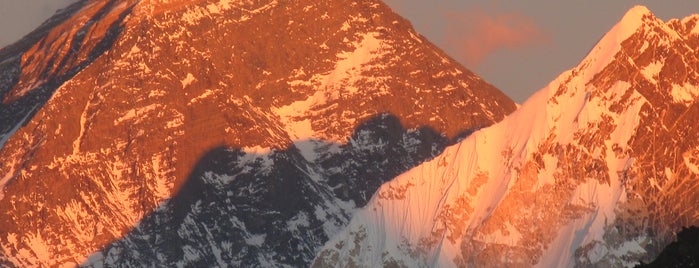 Mount Everest is one of Great Spots Around the World.