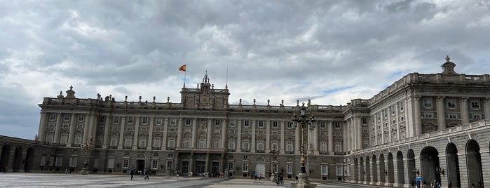 Real Armeria is one of Museu Madrid.